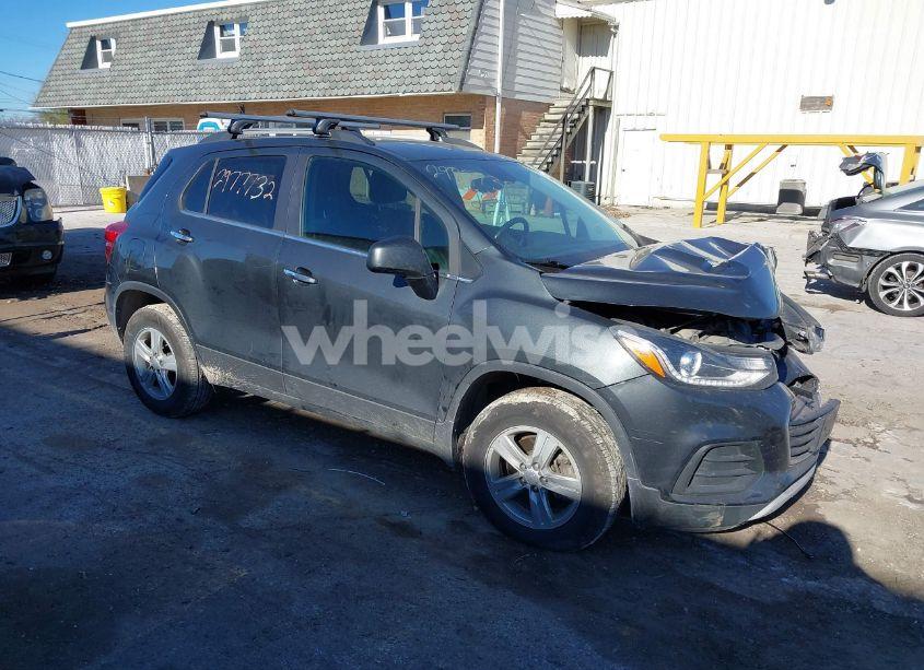 2018 Chevrolet Trax LT (VIN 3GNCJPSB1JL384206) main photo