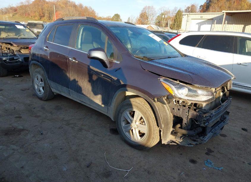 2019 Chevrolet Trax LT (VIN 3GNCJPSB1KL154151) main photo