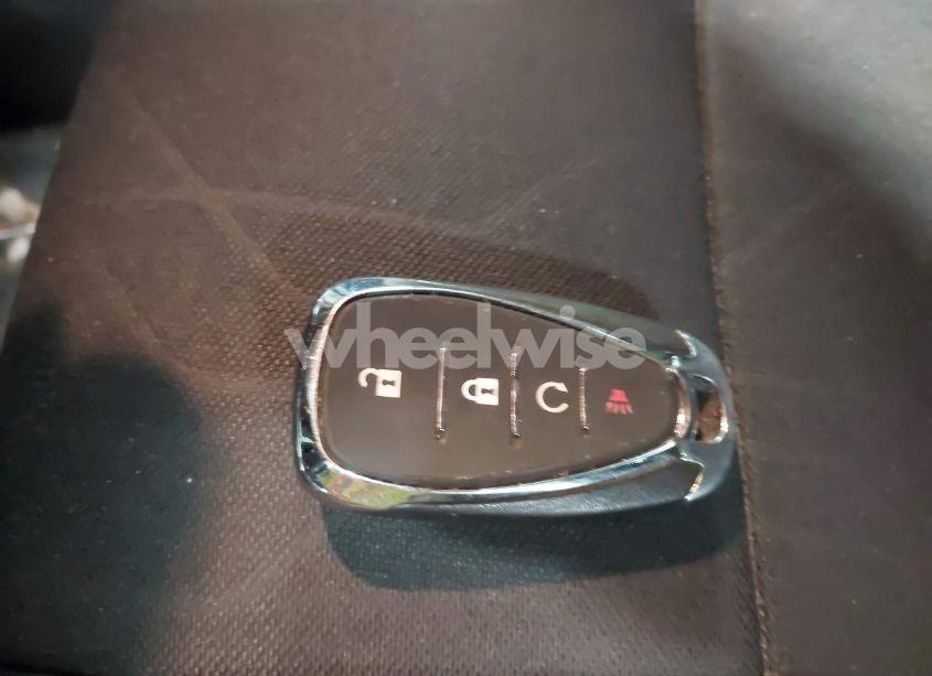 Photo 11 of 2019 Chevrolet Trax LT (VIN 3GNCJPSB1KL237028)