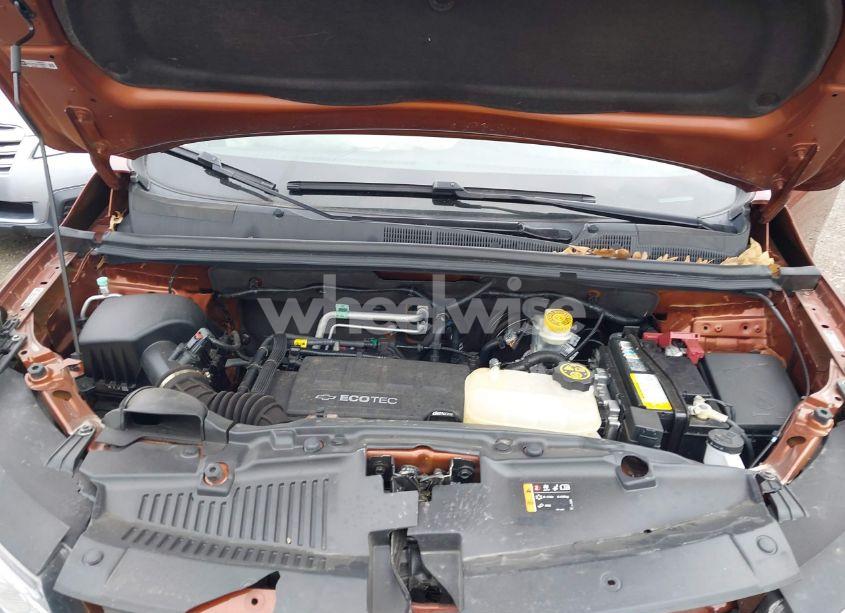 Photo 10 of 2019 Chevrolet Trax LT (VIN 3GNCJPSB1KL250992)