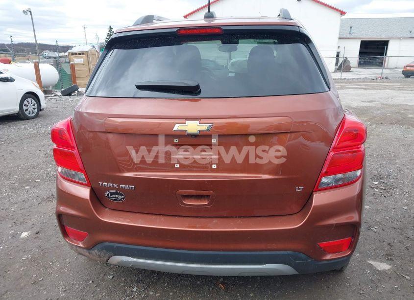 Photo 16 of 2019 Chevrolet Trax LT (VIN 3GNCJPSB1KL250992)