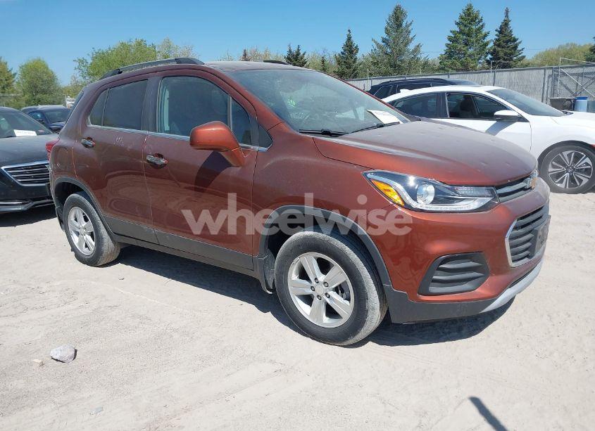 2019 Chevrolet Trax LT (VIN 3GNCJPSB1KL276945) main photo