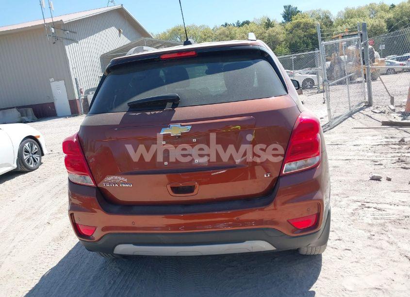 Photo 16 of 2019 Chevrolet Trax LT (VIN 3GNCJPSB1KL276945)