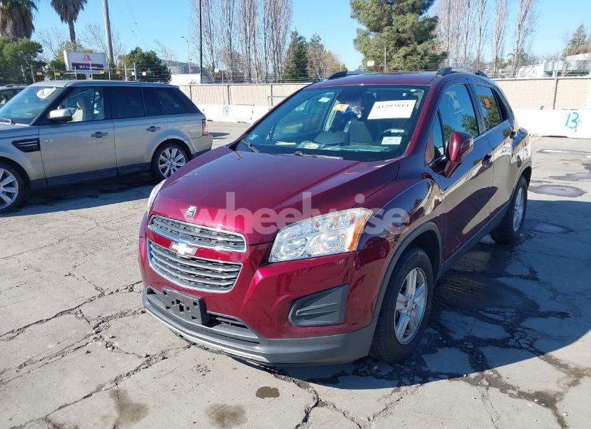 Photo 6 of 2016 Chevrolet Trax LT (VIN 3GNCJPSB2GL237398)