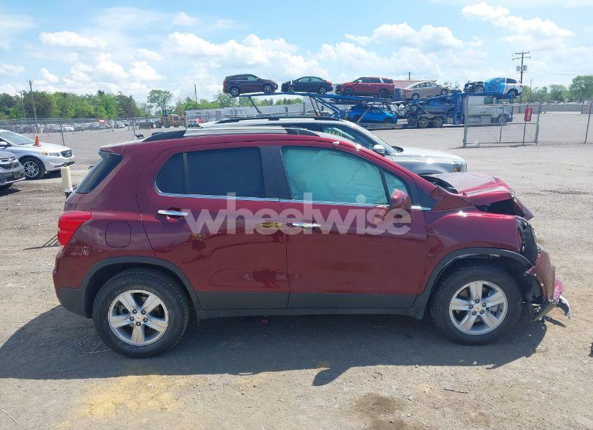 Photo 12 of 2017 Chevrolet Trax 1LT (VIN 3GNCJPSB2HL232848)