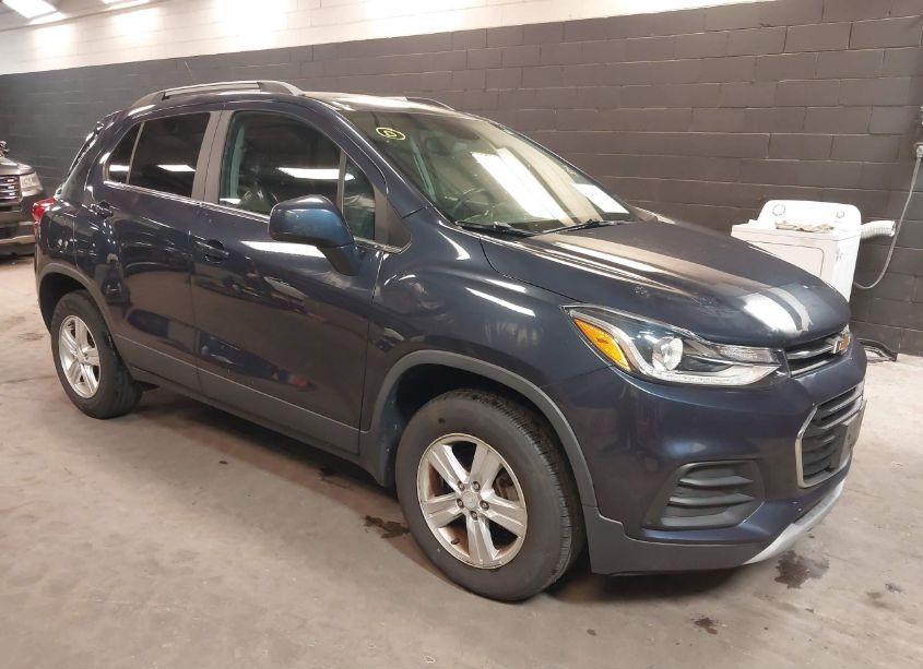 2018 Chevrolet Trax LT (VIN 3GNCJPSB2JL285653) main photo
