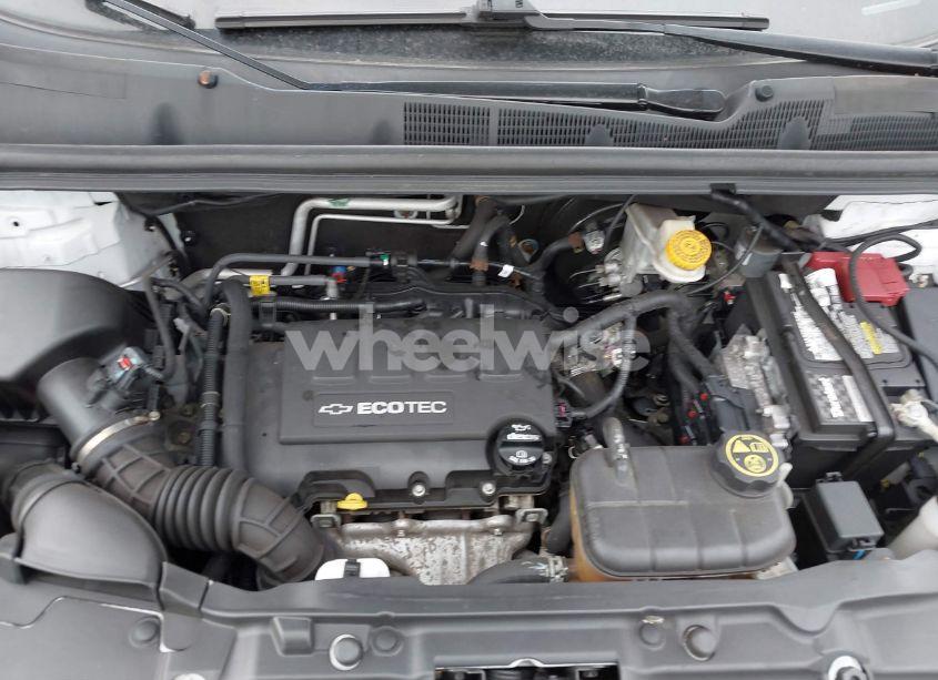 Photo 10 of 2018 Chevrolet Trax LT (VIN 3GNCJPSB2JL339632)