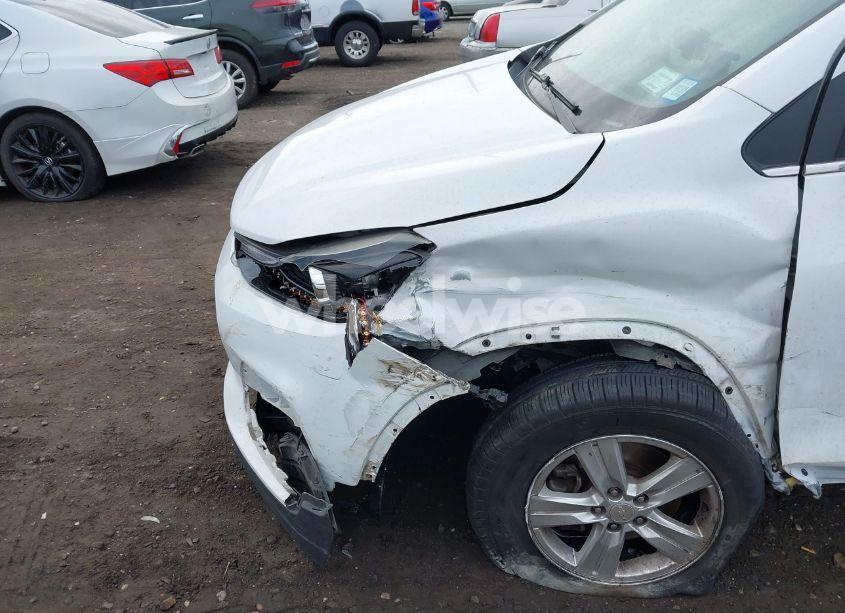 Photo 6 of 2018 Chevrolet Trax LT (VIN 3GNCJPSB2JL339632)