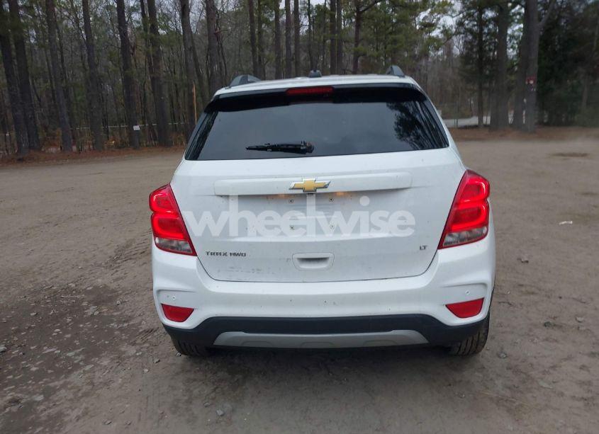 Photo 16 of 2019 Chevrolet Trax LT (VIN 3GNCJPSB2KL212672)
