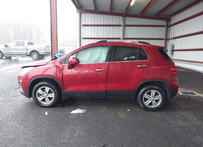 Photo 15 of 2019 Chevrolet Trax LT (VIN 3GNCJPSB2KL258616)