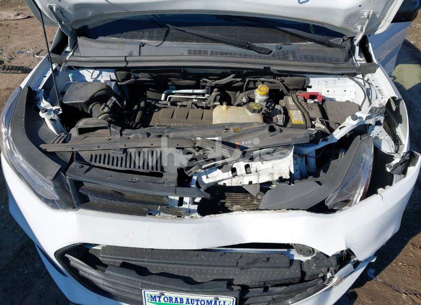 Photo 10 of 2019 Chevrolet Trax LT (VIN 3GNCJPSB3KL227892)