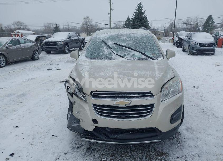 Photo 12 of 2016 Chevrolet Trax 1LT (VIN 3GNCJPSB4GL127243)