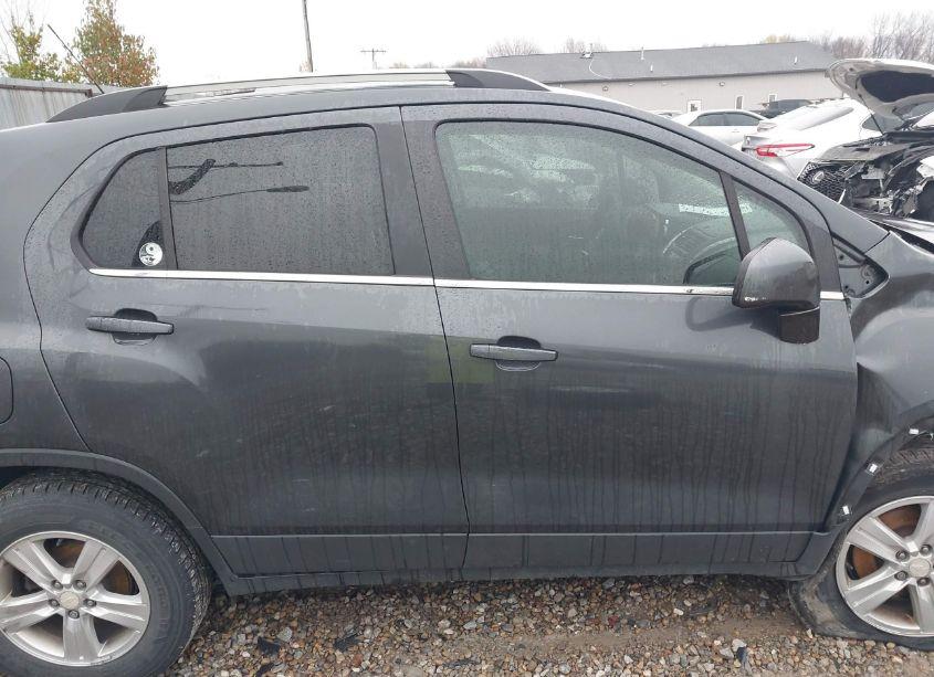 Photo 12 of 2016 Chevrolet Trax LT (VIN 3GNCJPSB4GL154264)