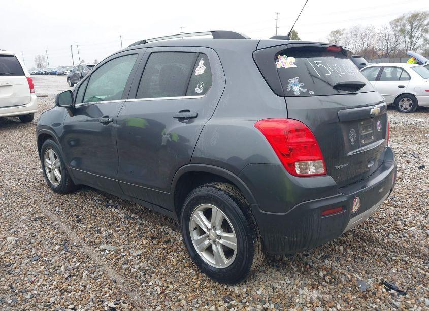 Photo 3 of 2016 Chevrolet Trax LT (VIN 3GNCJPSB4GL154264)