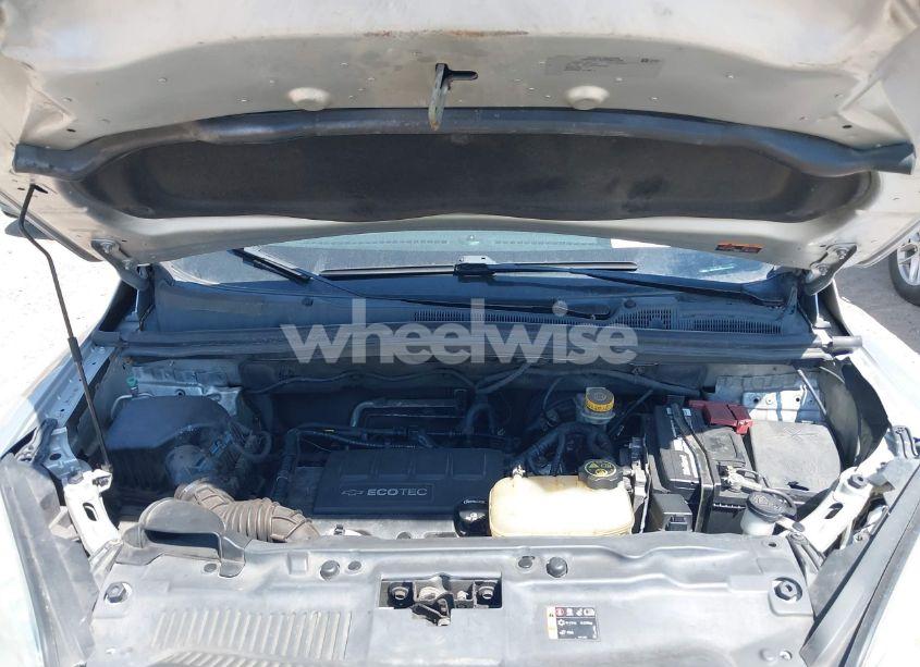 Photo 10 of 2016 Chevrolet Trax LT (VIN 3GNCJPSB4GL173302)