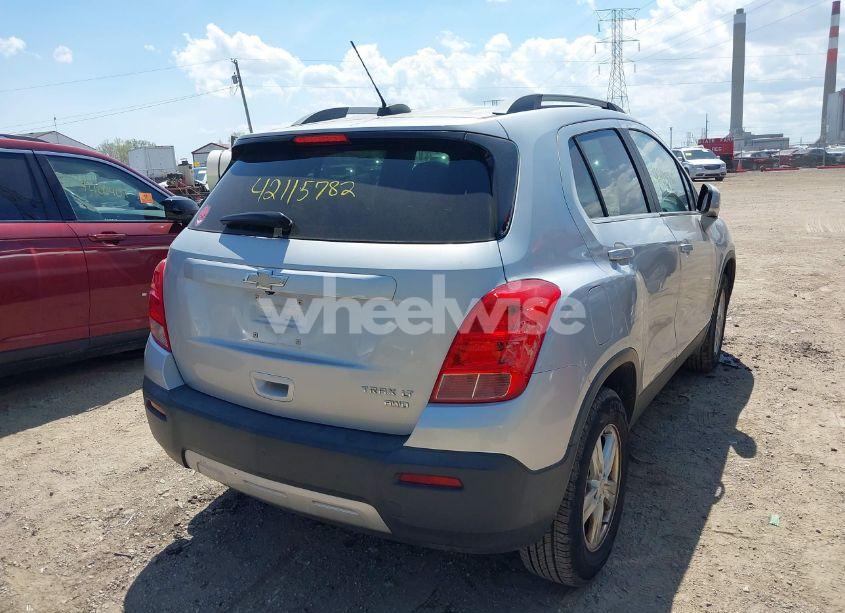 Photo 4 of 2016 Chevrolet Trax LT (VIN 3GNCJPSB4GL173302)