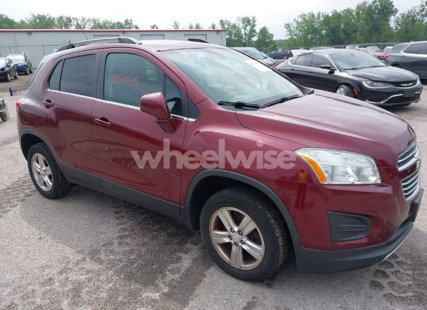 2016 Chevrolet Trax LT (VIN 3GNCJPSB4GL222580) main photo