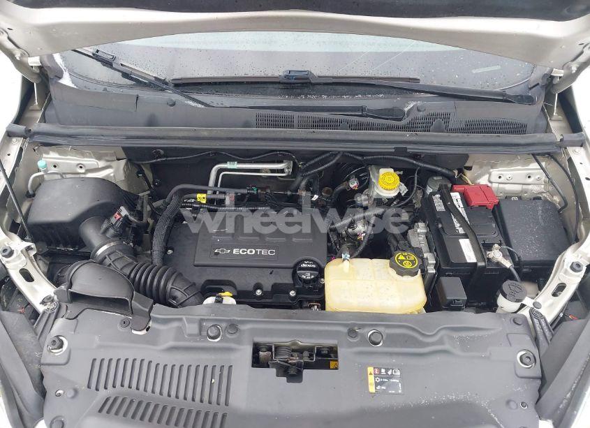 Photo 10 of 2016 Chevrolet Trax LT (VIN 3GNCJPSB4GL262447)