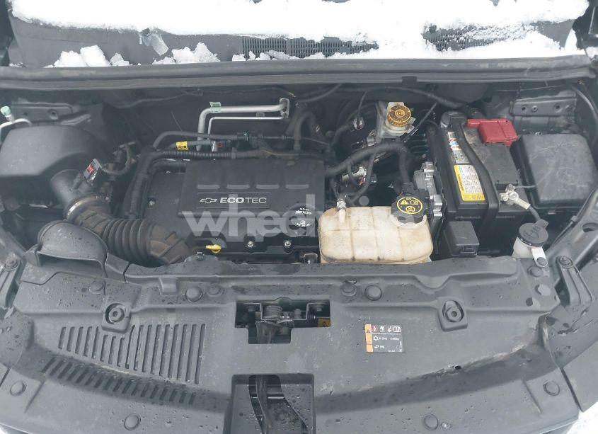 Photo 6 of 2017 Chevrolet Trax LT (VIN 3GNCJPSB4HL231426)