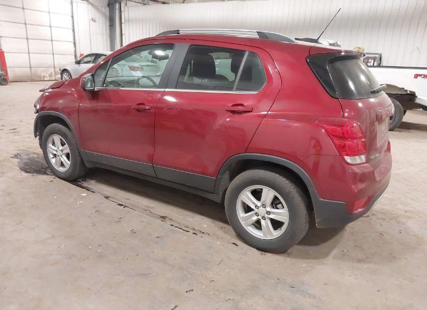 Photo 3 of 2019 Chevrolet Trax LT (VIN 3GNCJPSB4KL262084)