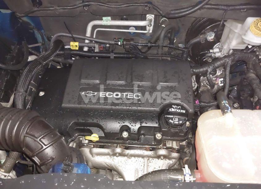 Photo 10 of 2020 Chevrolet Trax AWD LT (VIN 3GNCJPSB4LL226428)