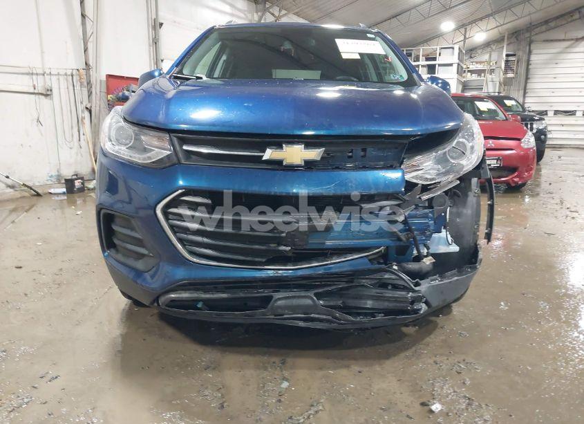 Photo 12 of 2020 Chevrolet Trax AWD LT (VIN 3GNCJPSB4LL226428)