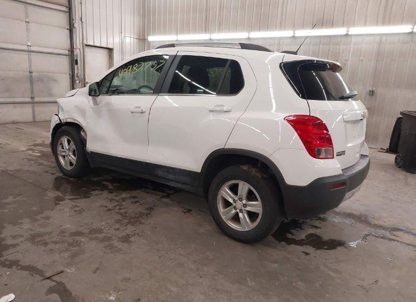 Photo 3 of 2016 Chevrolet Trax LT (VIN 3GNCJPSB5GL184969)