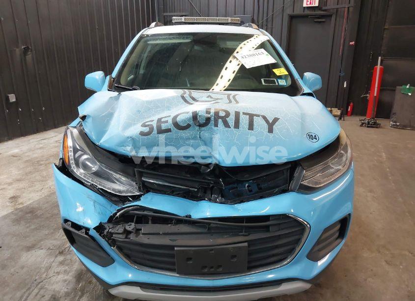 Photo 6 of 2017 Chevrolet Trax LT (VIN 3GNCJPSB5HL211184)