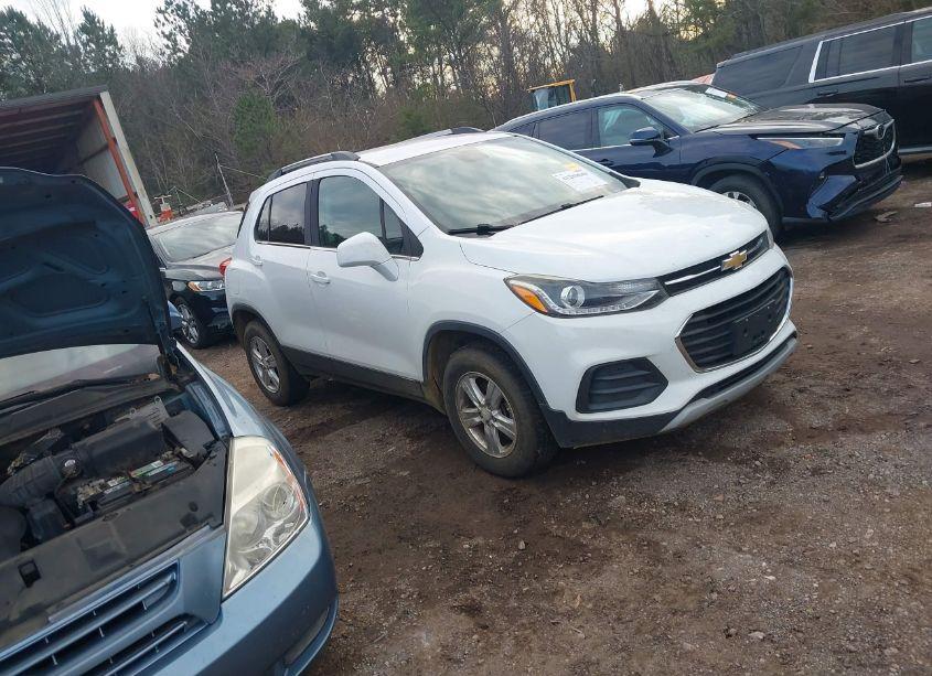 2018 Chevrolet Trax LT (VIN 3GNCJPSB5JL161036) main photo