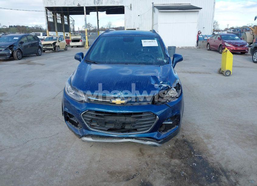 Photo 12 of 2019 Chevrolet Trax LT (VIN 3GNCJPSB5KL261817)