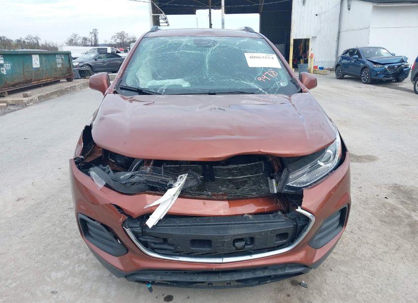 Photo 6 of 2019 Chevrolet Trax LT (VIN 3GNCJPSB5KL269478)