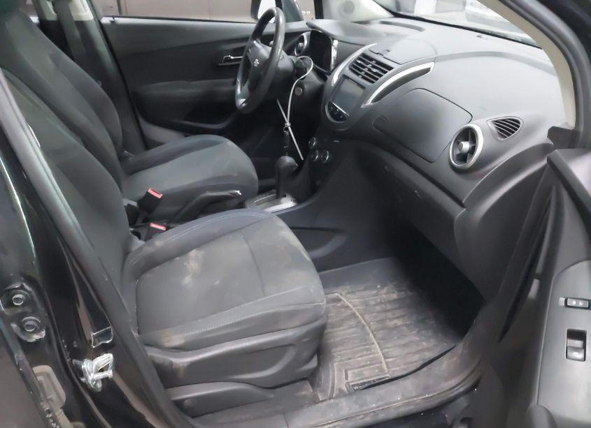 Photo 5 of 2015 Chevrolet Trax 1LS (VIN 3GNCJPSB6FL218416)