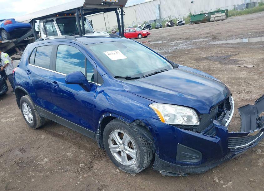 2016 Chevrolet Trax LT (VIN 3GNCJPSB6GL224055) main photo