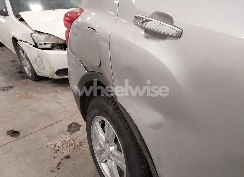 Photo 17 of 2018 Chevrolet Trax LT (VIN 3GNCJPSB6JL213502)