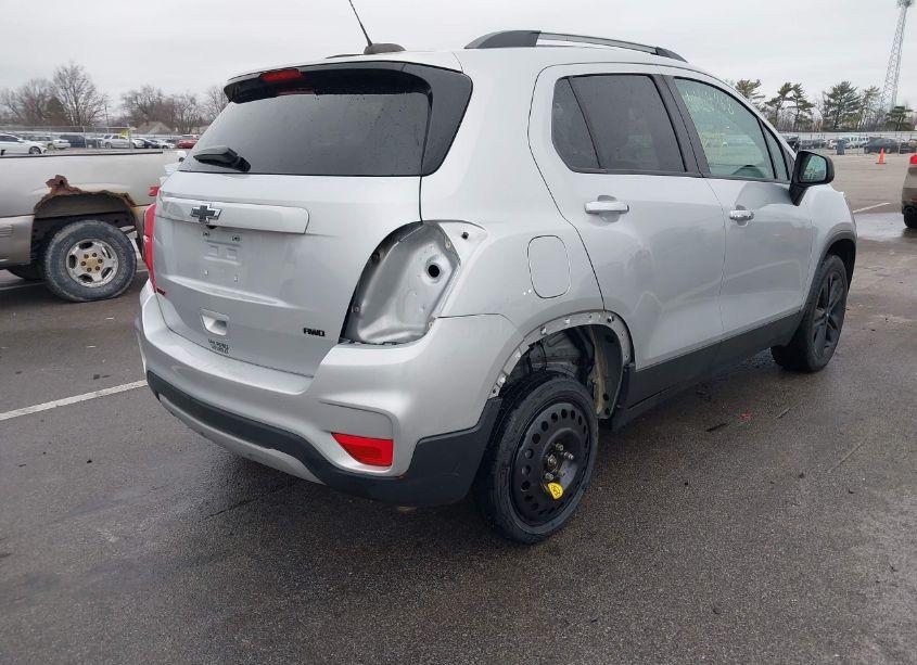 Photo 6 of 2019 Chevrolet Trax LT (VIN 3GNCJPSB6KL143596)