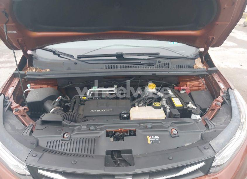 Photo 10 of 2019 Chevrolet Trax LT (VIN 3GNCJPSB6KL300401)