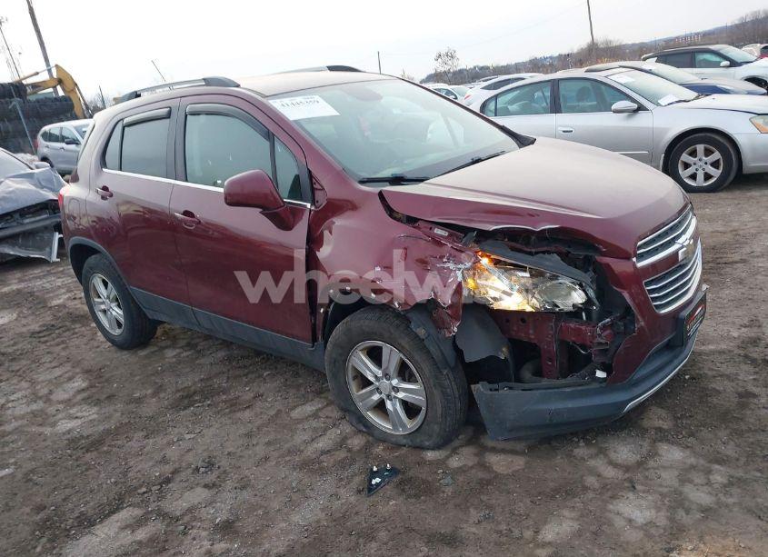 2016 Chevrolet Trax LT (VIN 3GNCJPSB7GL147132) main photo