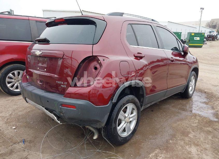 Photo 4 of 2016 Chevrolet Trax LT (VIN 3GNCJPSB7GL253838)