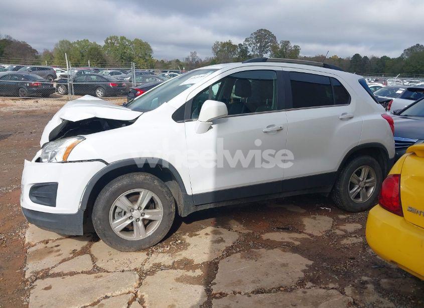 Photo 15 of 2016 Chevrolet Trax LT (VIN 3GNCJPSB7GL261471)