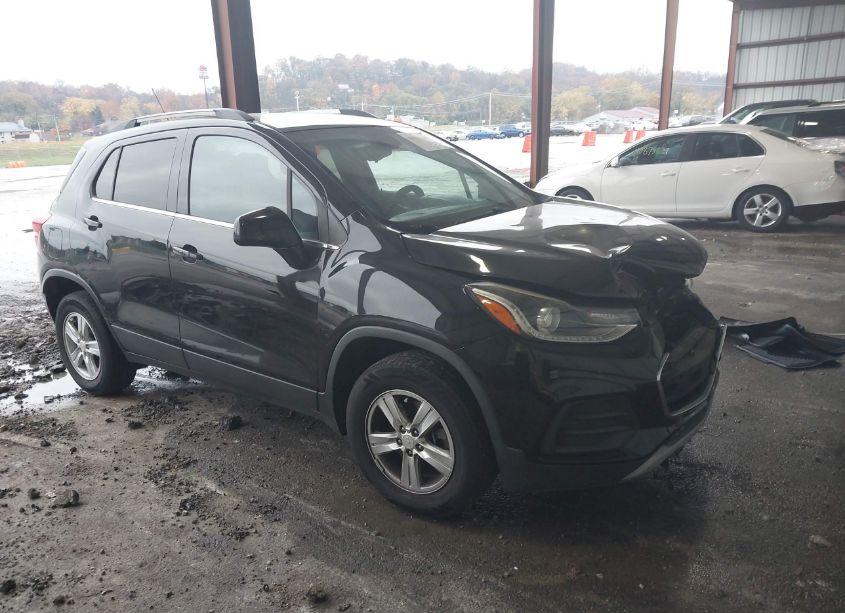 2017 Chevrolet Trax LT (VIN 3GNCJPSB7HL132566) main photo