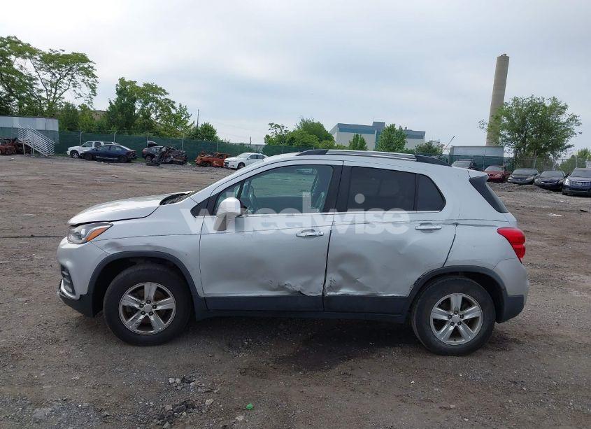 Photo 14 of 2018 Chevrolet Trax LT (VIN 3GNCJPSB7JL307744)