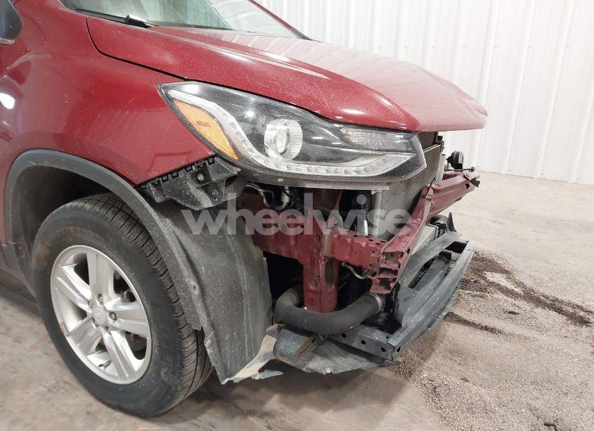 Photo 18 of 2019 Chevrolet Trax LT (VIN 3GNCJPSB7KL241665)