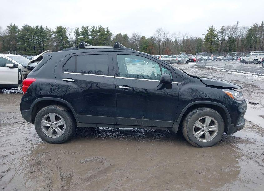 Photo 12 of 2019 Chevrolet Trax LT (VIN 3GNCJPSB7KL332970)