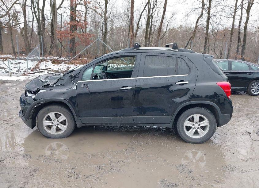 Photo 13 of 2019 Chevrolet Trax LT (VIN 3GNCJPSB7KL332970)