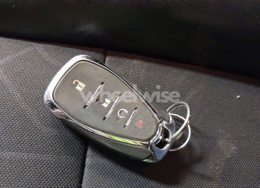 Photo 11 of 2020 Chevrolet Trax AWD LT (VIN 3GNCJPSB7LL189181)