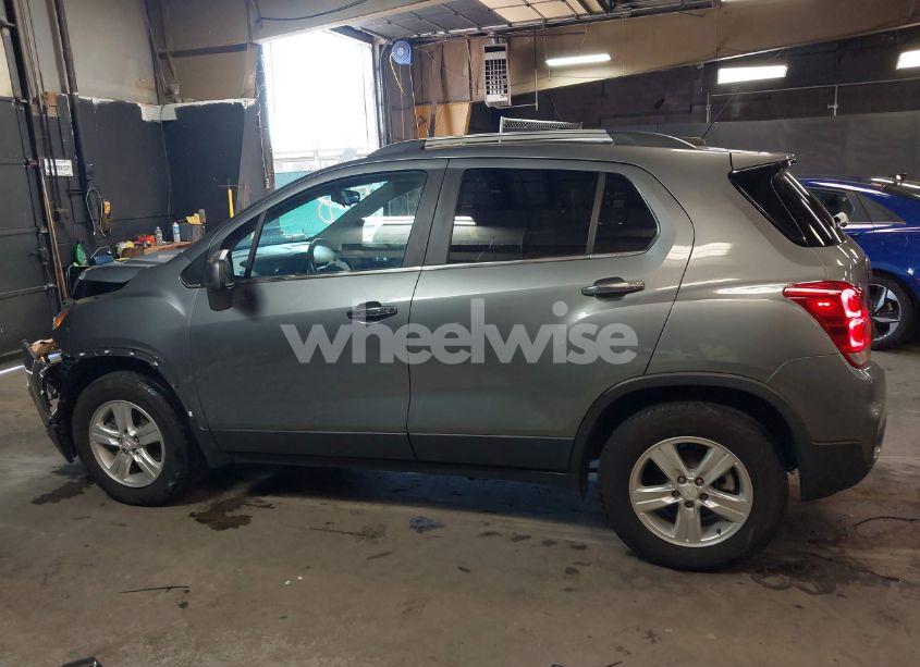 Photo 14 of 2020 Chevrolet Trax AWD LT (VIN 3GNCJPSB7LL189181)
