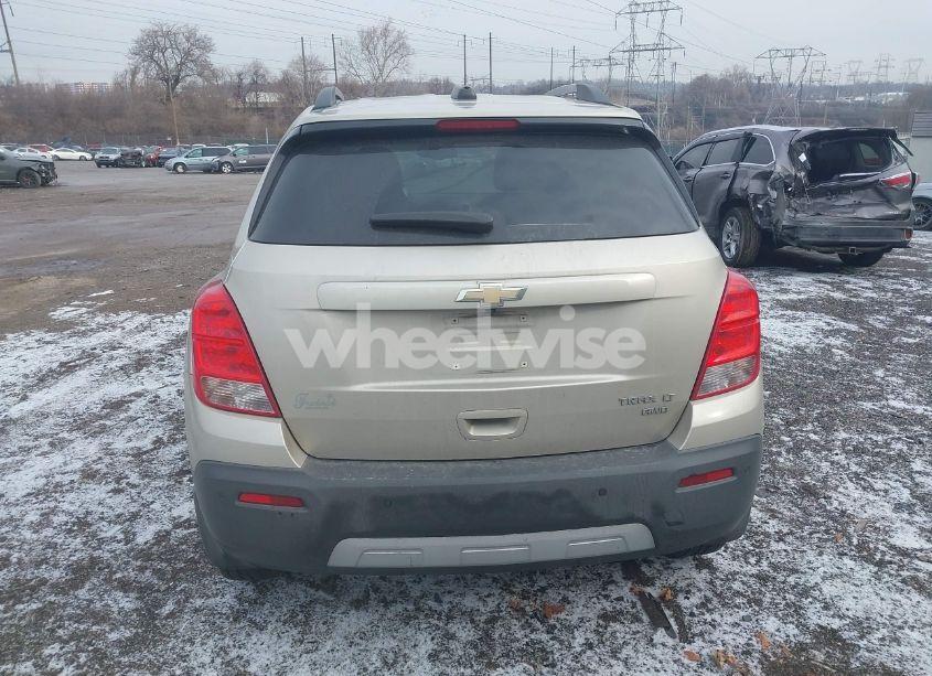 Photo 16 of 2016 Chevrolet Trax LT (VIN 3GNCJPSB8GL247871)