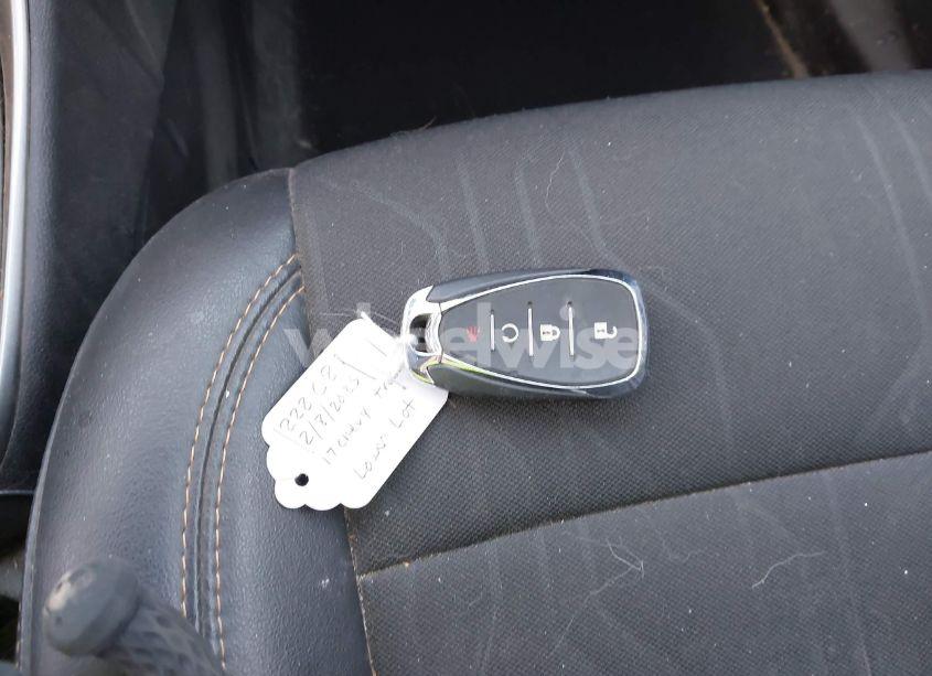 Photo 11 of 2017 Chevrolet Trax LT (VIN 3GNCJPSB8HL274179)