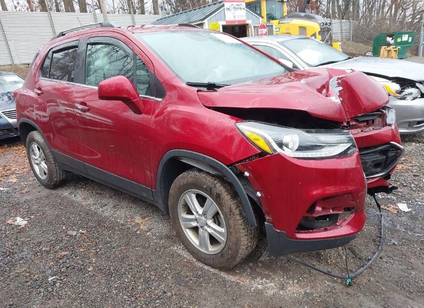 2019 Chevrolet Trax LT (VIN 3GNCJPSB8KL198549) main photo