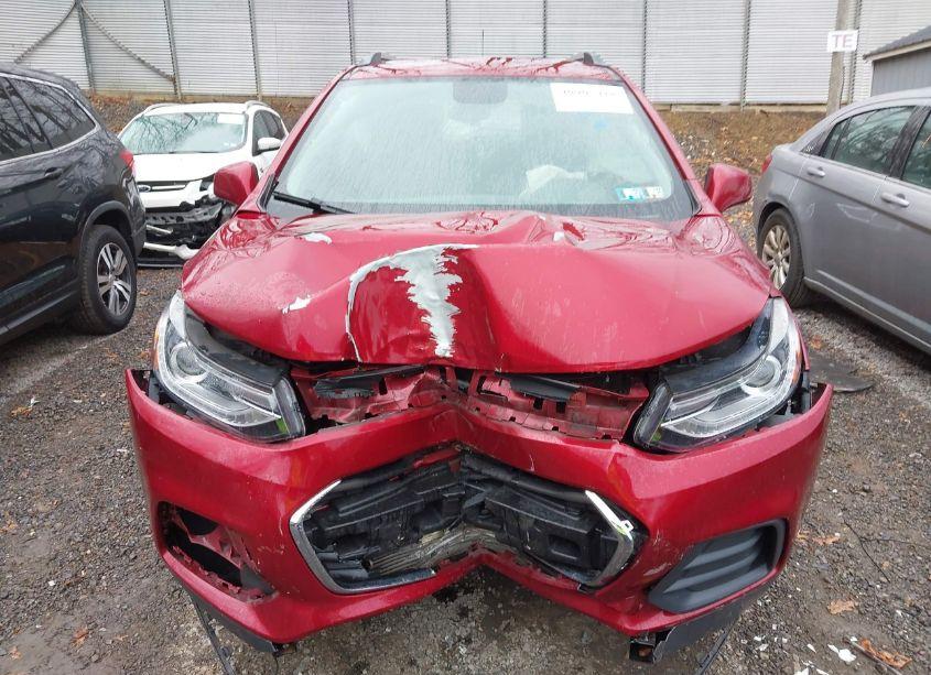 Photo 12 of 2019 Chevrolet Trax LT (VIN 3GNCJPSB8KL198549)